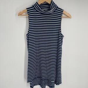 Athleta Turtleneck Tunic Women’s XS Navy & White Stripes Active Athleisure